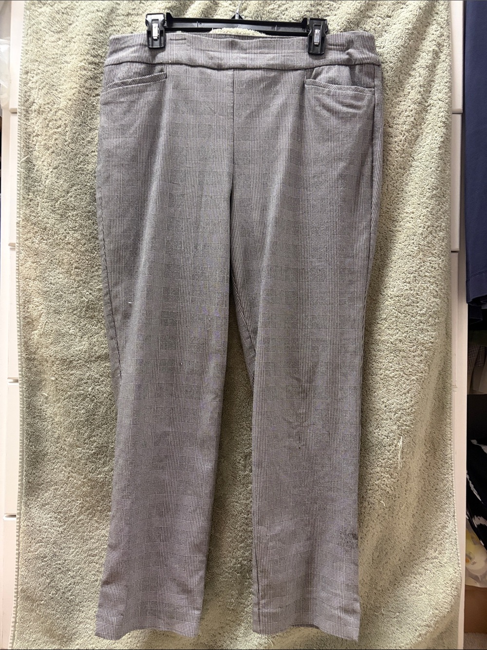 Chico's Gray Check Pull-On Dress Pants